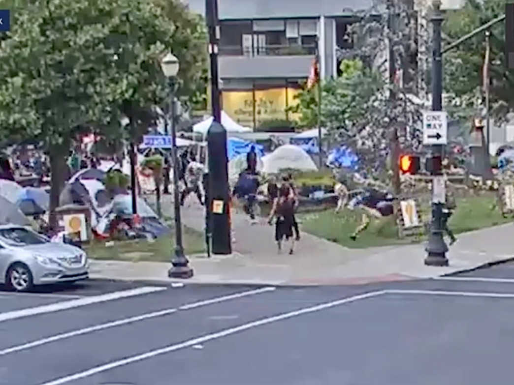 Suspect in fatal Louisville shooting was shot by armed protesters who