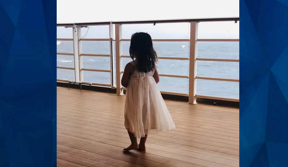 toddler girl on cruise
