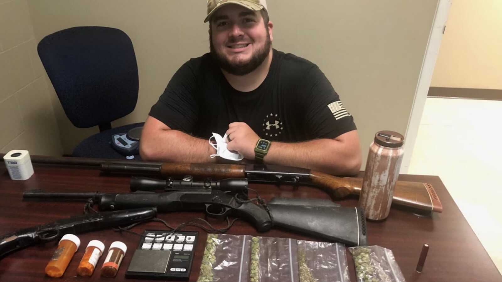 Manhunt On After Suspect Guns Down Small Town Georgia Police Officer ...