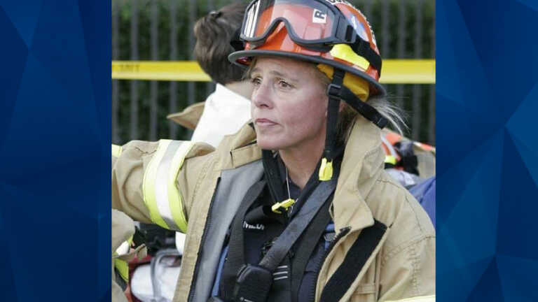 9 11 First Responder Randomly Stabbed To Death By Emotionally Disturbed Resident Crime Online