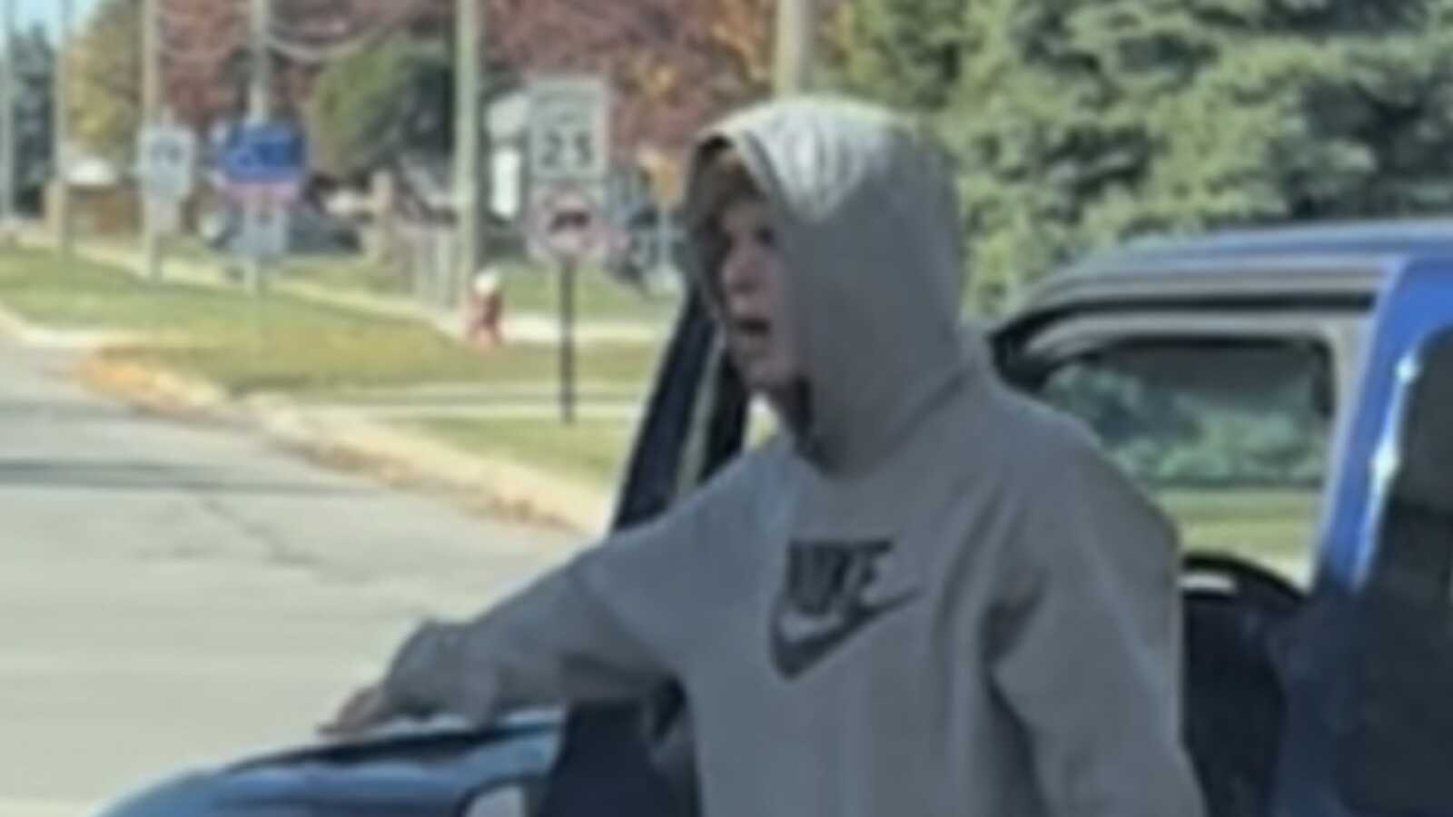 Pickup Truck Driver Flees Fender Bender, Cops Find Body in Truck Bed