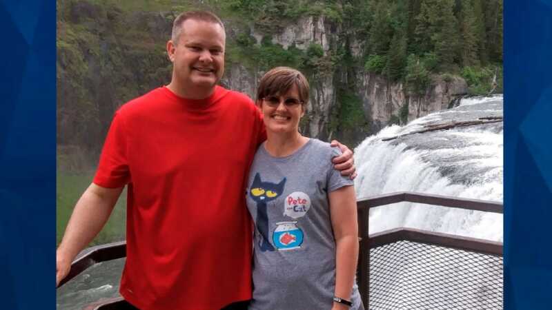 Chad Daybell red shirt, Tammy Daybell grey shirt