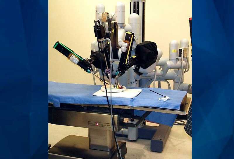 da vinci surgical robot