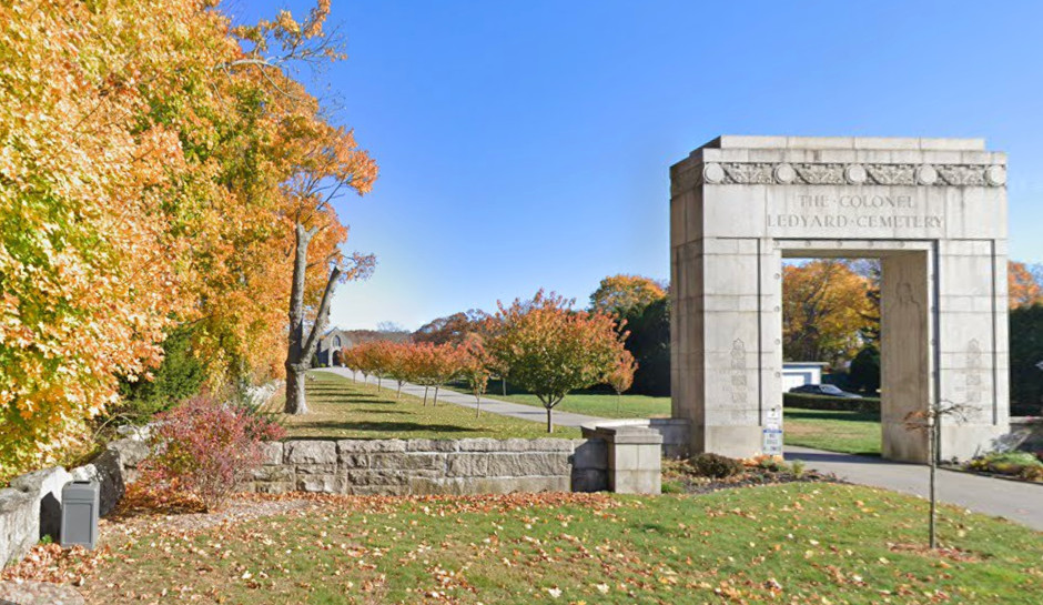 Officials Say No Evidence of ‘New England Serial Killer’ As Internet Hypes the Idea thumbnail