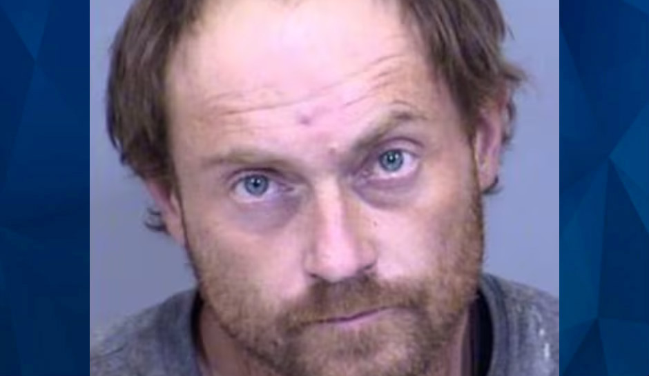 Cops: Arizona Man Holds Girlfriend in Shed Behind His Dad’s House for 2 Weeks, Assaulting Her