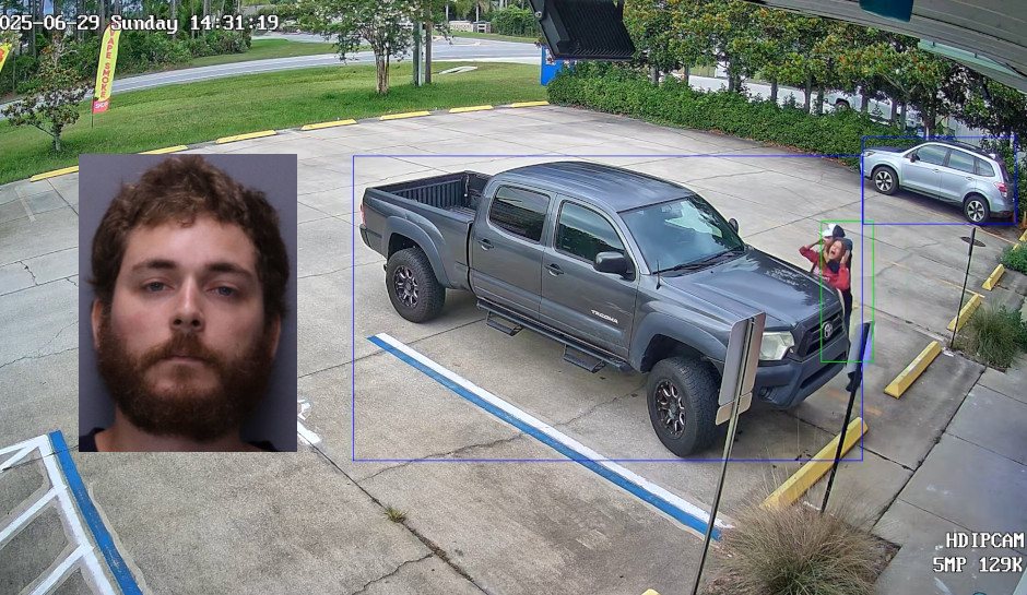 Florida Man, on Probation, Violently Kidnaps Store Clerk, Caught on Video