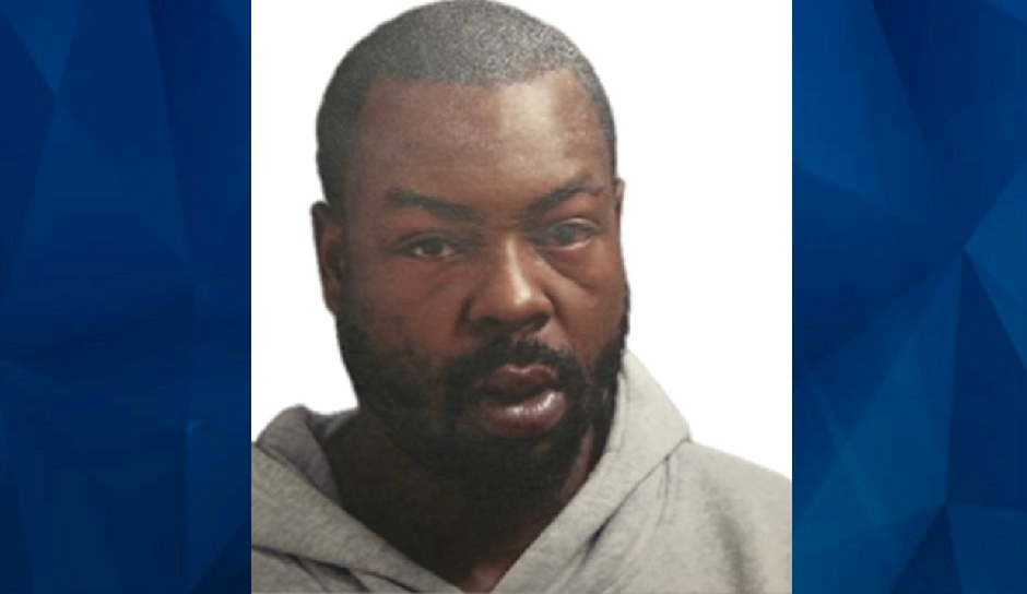 BOLO: Police Seek Tips on Illinois Man Accused of Abducting 4 Children