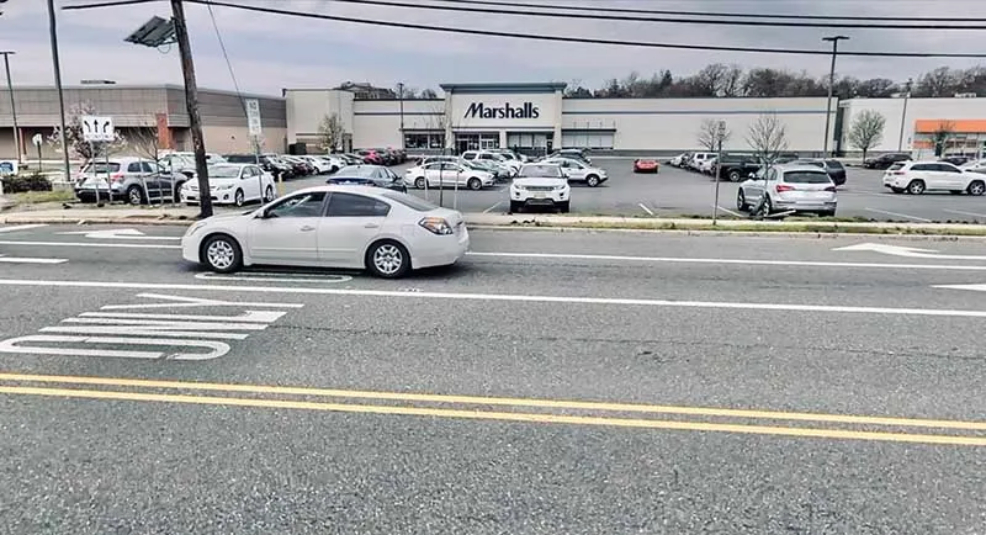 Marshalls Customer Buys Knives, Stabs Other Shopper for Taking Too Long in Checkout Line