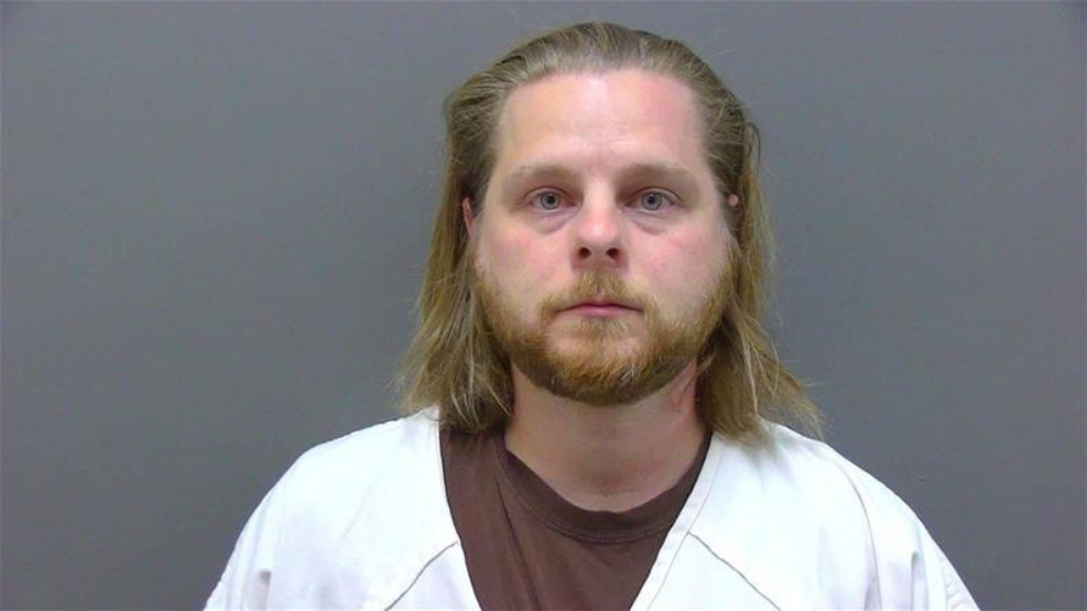 Wife Turns in Husband After Finding Child Porn on His Phone