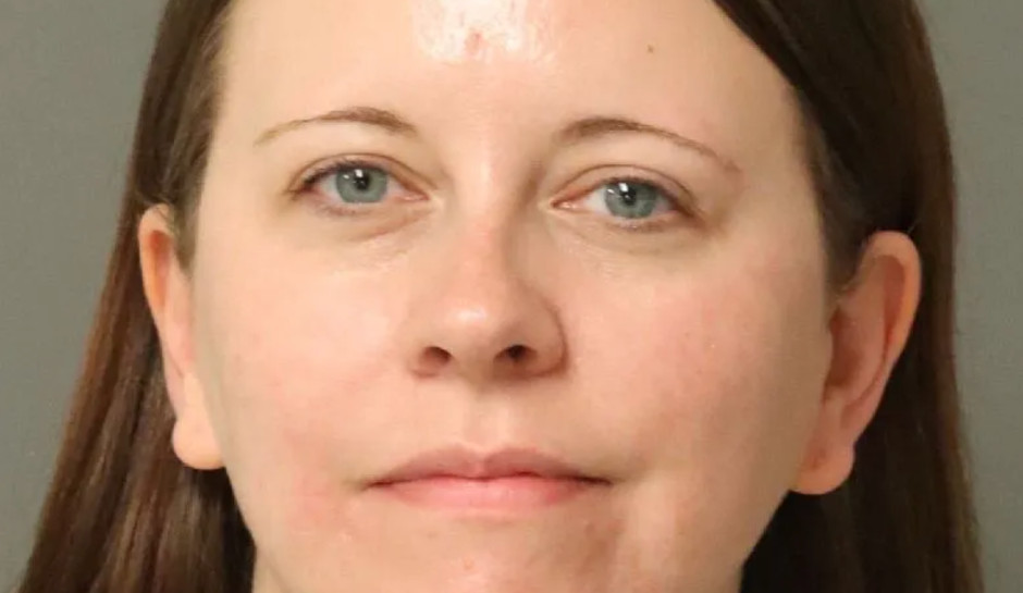 State Senator’s Aide Charged With Setting Fire to Home With 2 Inside