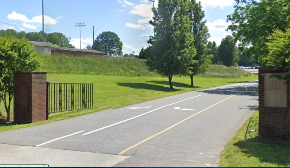 Student Killied in Stabbing at North Carolina High School