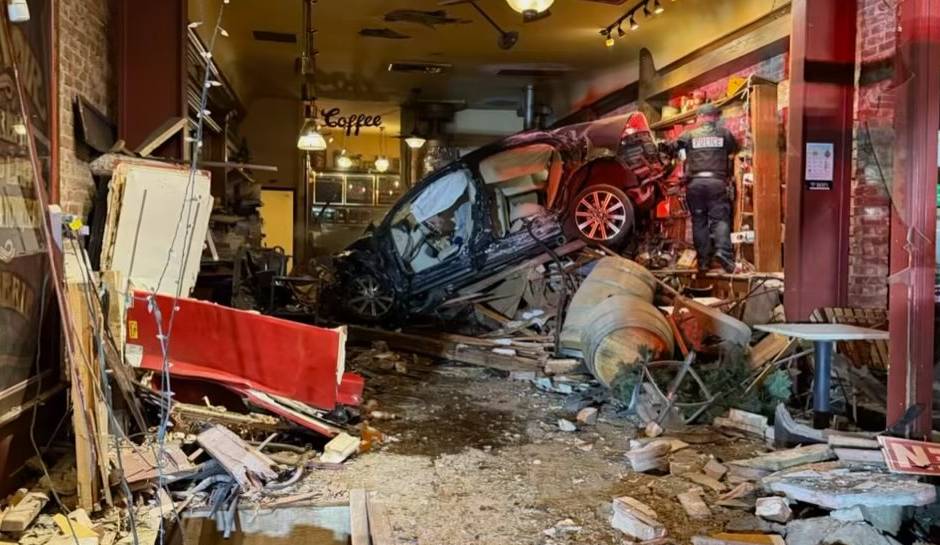 SEE IT: 90-Year-Old Barrels Car Into Coffee Shop on Thanksgiving