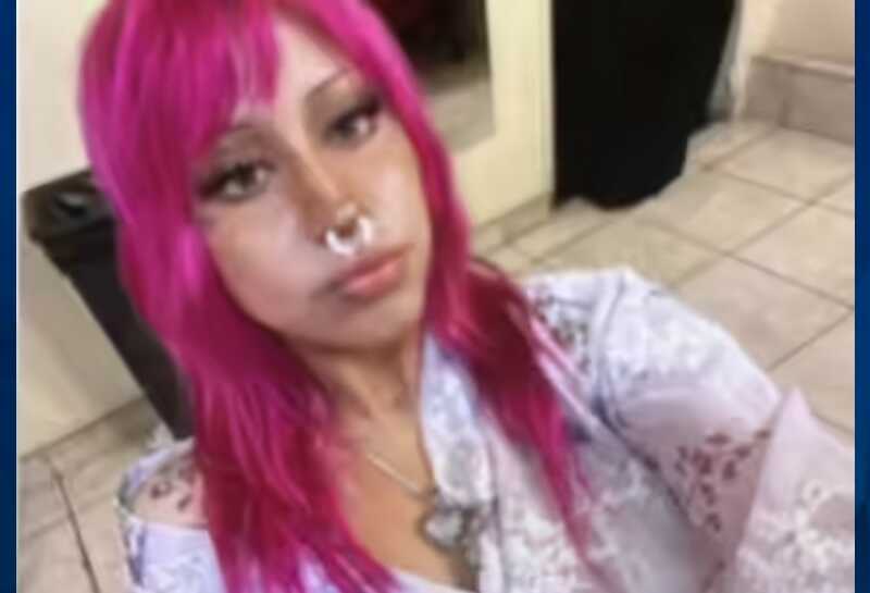 Isabelle Comas in blouse, with nosering