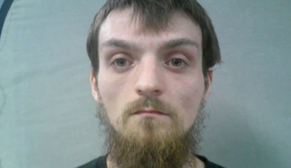 West Virginia Man Guns Down Girlfriend, Turns Himself In