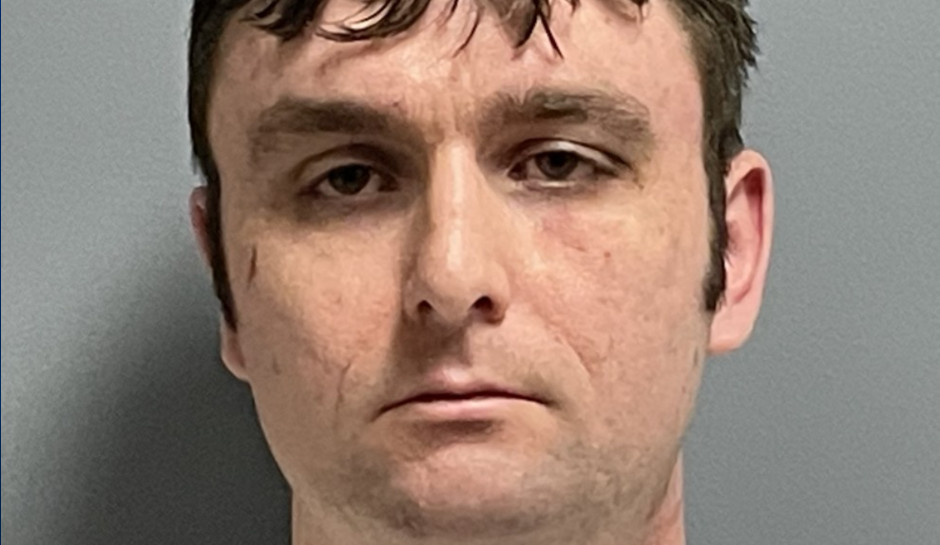 NH Man Attacks Sister, Friend with Hatchet and Steak Knife