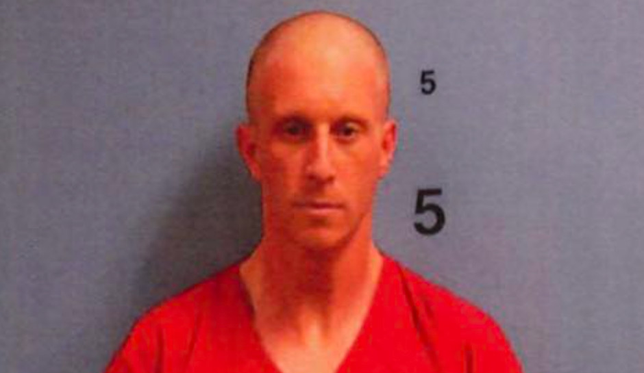 Oklahoma Man Guns Down Twin Sister, Her Tot Daughter