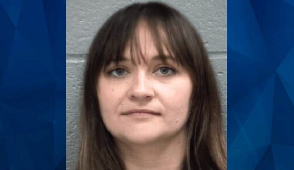 Georgia Mom Slams 5-Year-Old Daughter Into Chain Link Fence at Crowded Festival